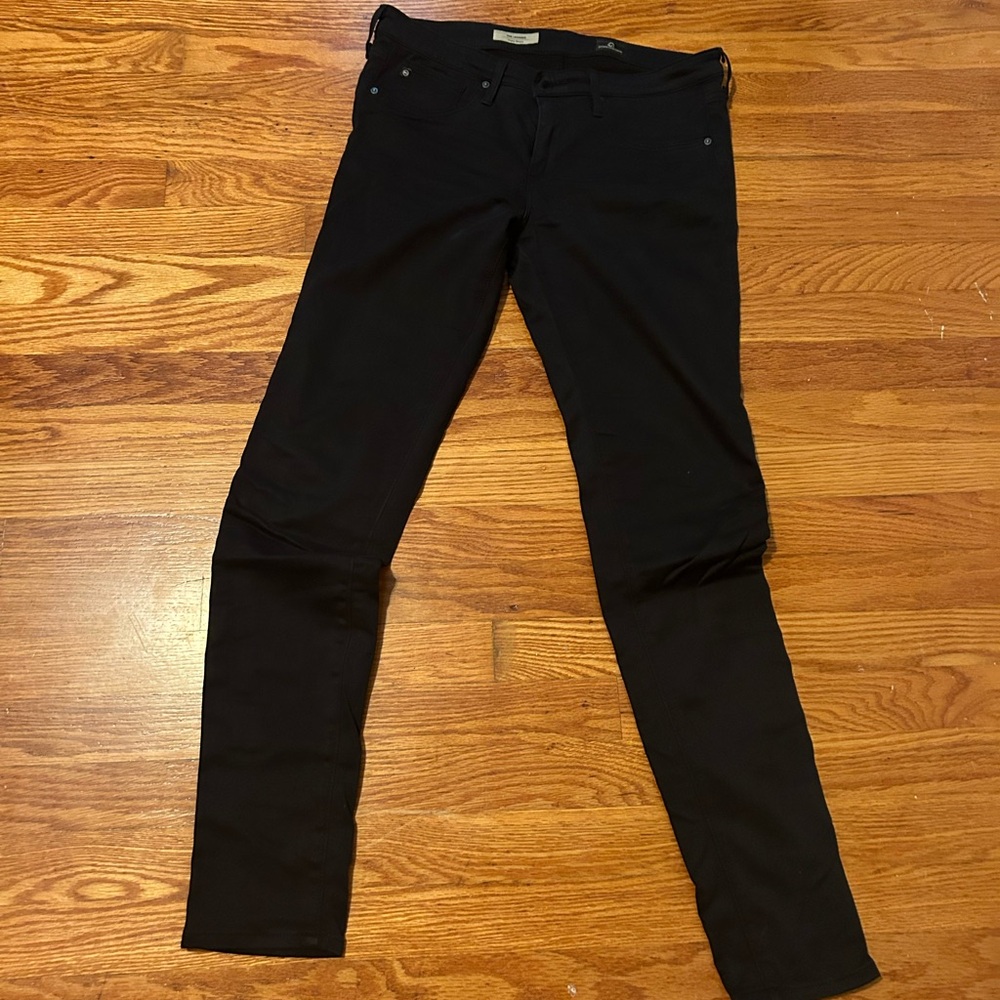 AG black super skinny legging size 29
